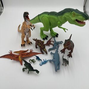 Dinosaur Varied LOT Of 15 figures unbranded toys. All Types Different Sizes